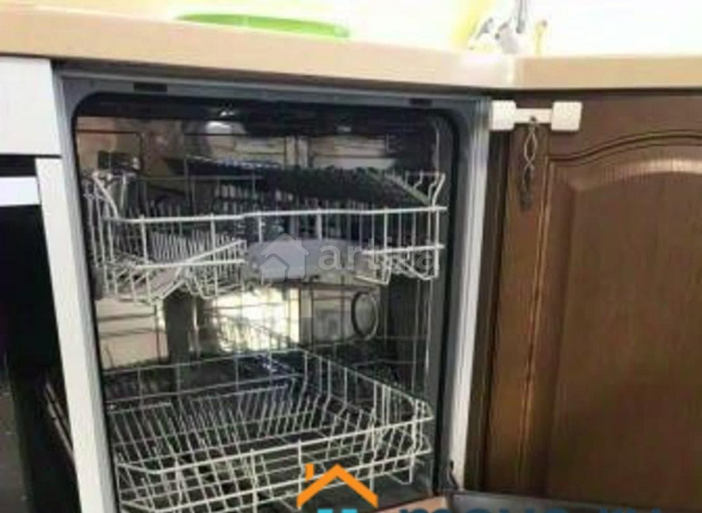 Коттедж, 350 м2, 40 соток, 3 эт. Малоярославец - изображение 2