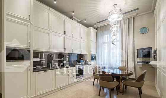 6-комн. пентхаус, 640 м2, 37/38 эт. Москва