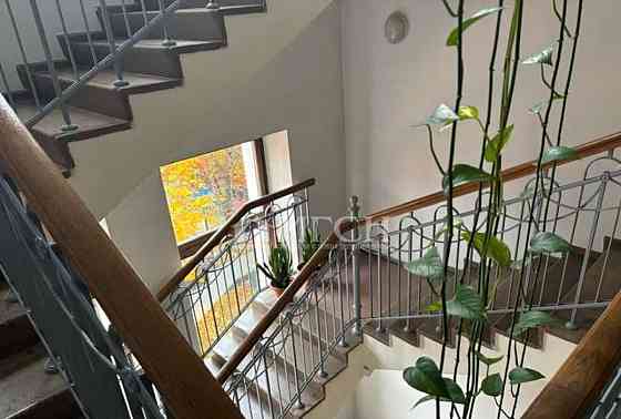 3-комн. квартира, 149.2 м2, 5/9 эт. Москва