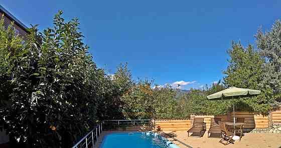 Дом, 120 м2, 3 сотки, 3 эт. Ялта