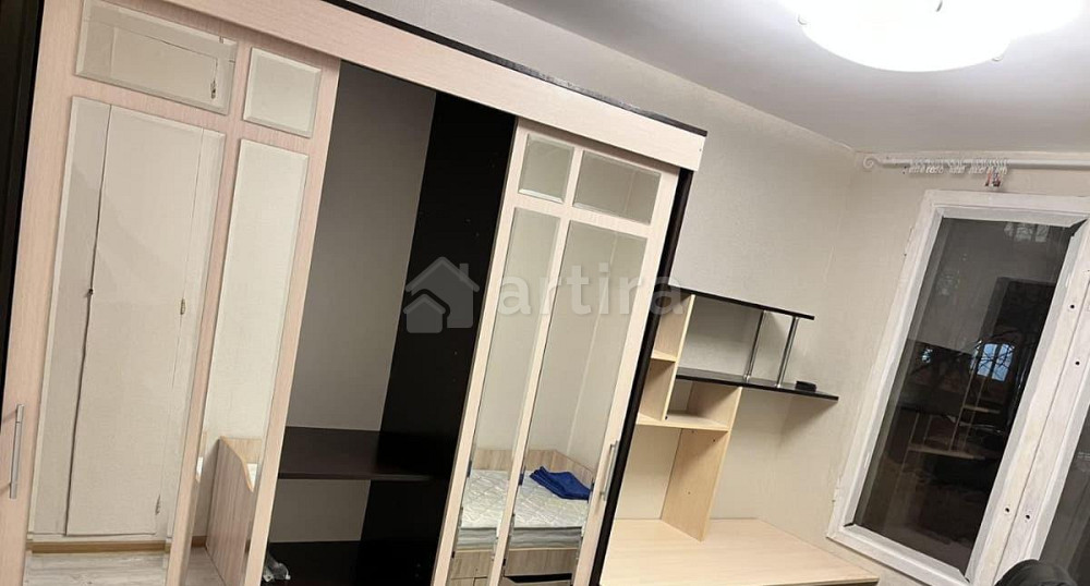 Комната, 9 м2, 1/5 эт. Санкт-Петербург - изображение 1