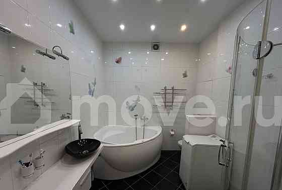 4-комн. квартира, 139 м2, 2/4 эт. Москва