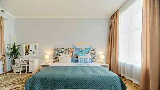 3-комн. квартира, 120 м2, 4/5 эт. Санкт-Петербург