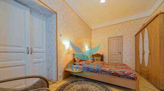 2-комн. квартира, 85 м2, 4/5 эт. Санкт-Петербург