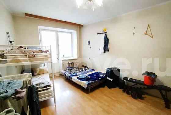 6-комн. квартира, 197 м2, 8/9 эт. Москва