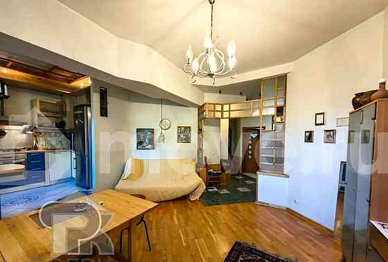 4-комн. квартира, 97 м2, 1/5 эт. Москва