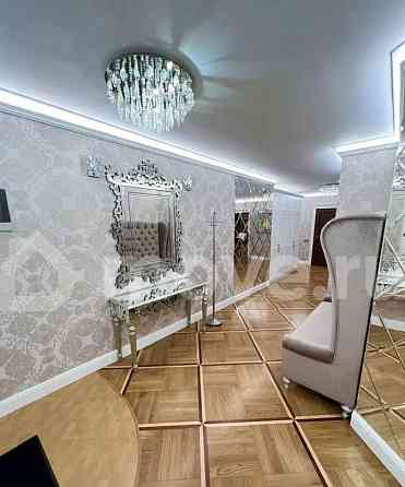 4-комн. квартира, 158 м2, 8/17 эт. Москва