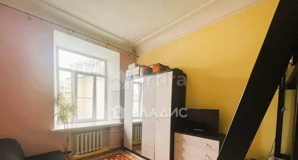 Комната, 18 м2, 2/6 эт. Москва - изображение 1