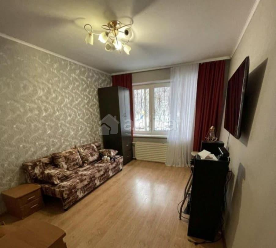 Комната, 63 м2, 1/9 эт. Пермь - изображение 2