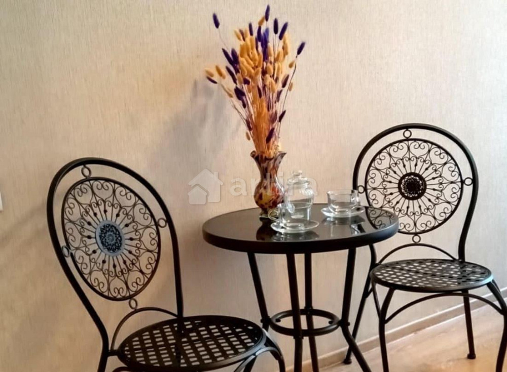 Комната, 110 м2, 3/4 эт. Санкт-Петербург - изображение 1