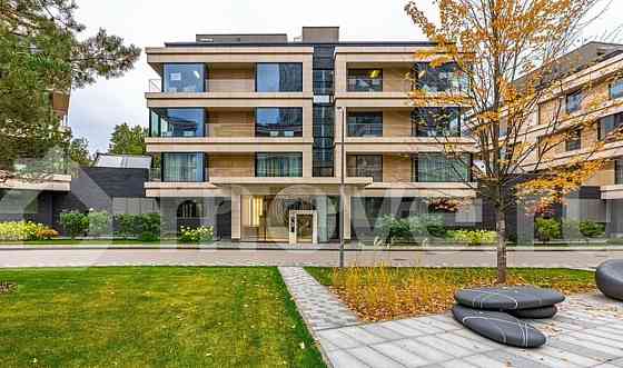 5-комн. квартира, 208.7 м2, 4/8 эт. Москва