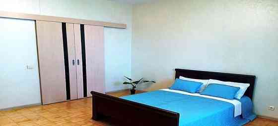 2-комн. квартира, 76 м2, 5/5 эт. Екатеринбург