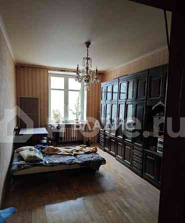 2-комн. квартира, 61.6 м2, 3/5 эт. Москва