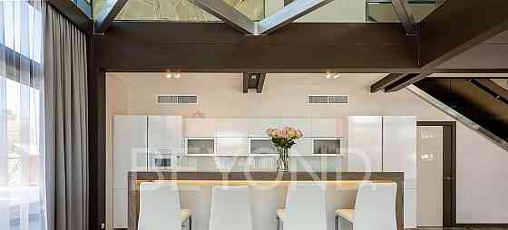 Дом, 697.1 м2, 20 соток, 3 эт. Санкт-Петербург