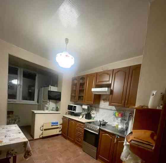 Комната, 63 м2, 5/12 эт. Москва