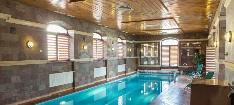 Коттедж, 900 м2 Троицк - изображение 1