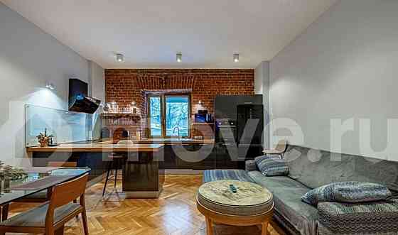 3-комн. квартира, 93 м2, 1/6 эт. Москва