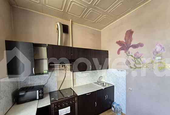 4-комн. квартира, 100 м2, 2/5 эт. Москва
