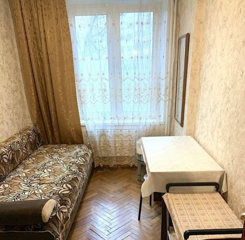 Комната, 10 м2, 1/5 эт. Москва - изображение 1