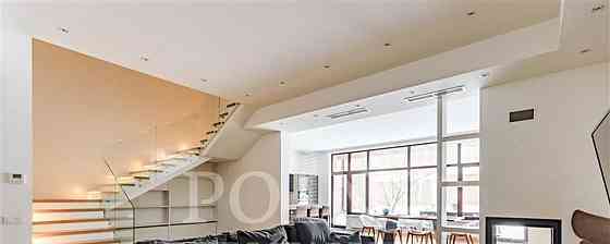 Таунхаус, 310 м2, 2 сотки, 2 эт. Красногорск