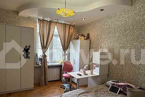 6-комн. квартира, 196 м2, 3/5 эт. Москва