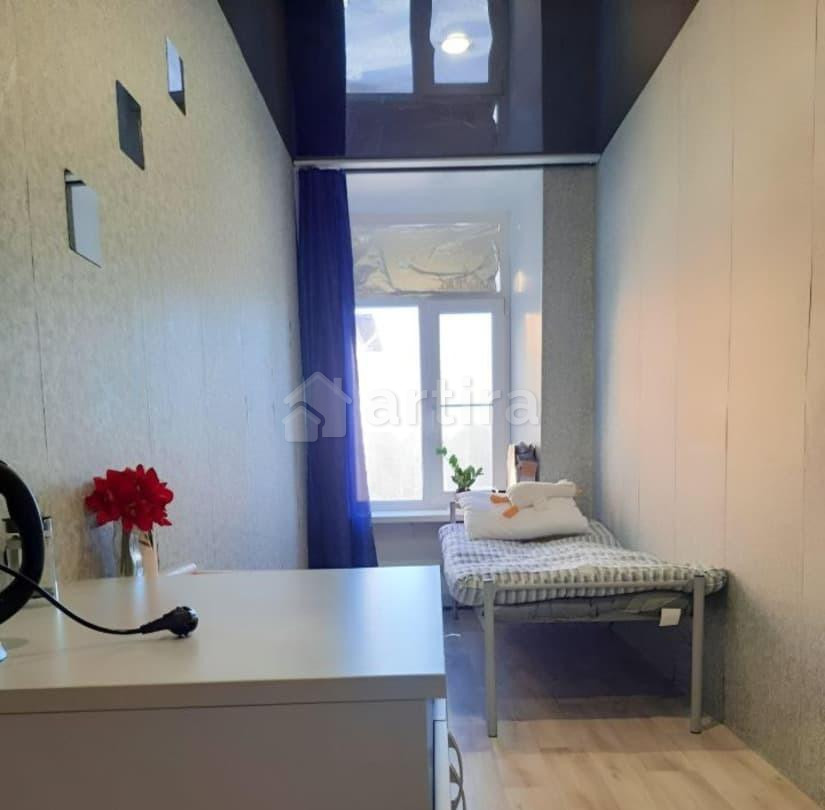 Комната, 9.9 м2, 6/8 эт. Санкт-Петербург - изображение 1