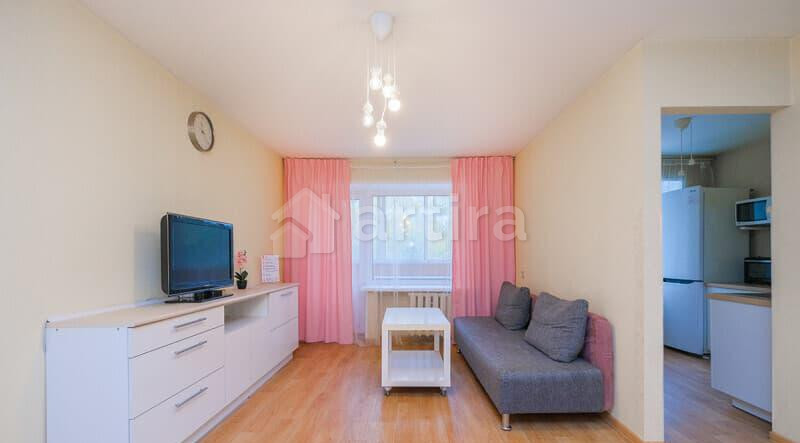 2-комн. квартира, 50 м2, 3/5 эт. Новосибирск - изображение 2