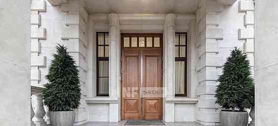 Коттедж, 1373 м2, 24 сотки, 3 эт. Химки