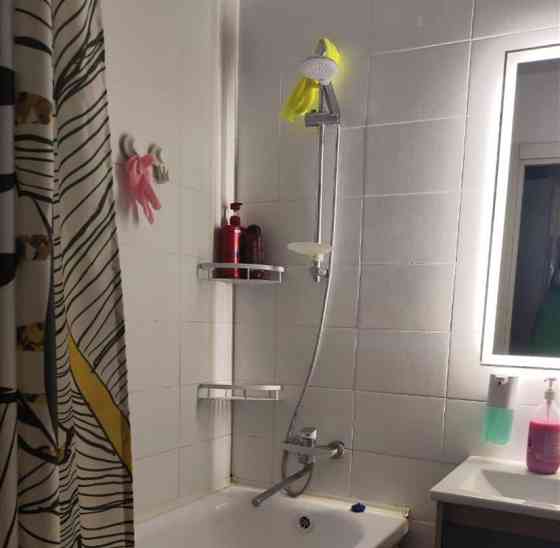 Комната, 62 м2, 19/26 эт. Видное