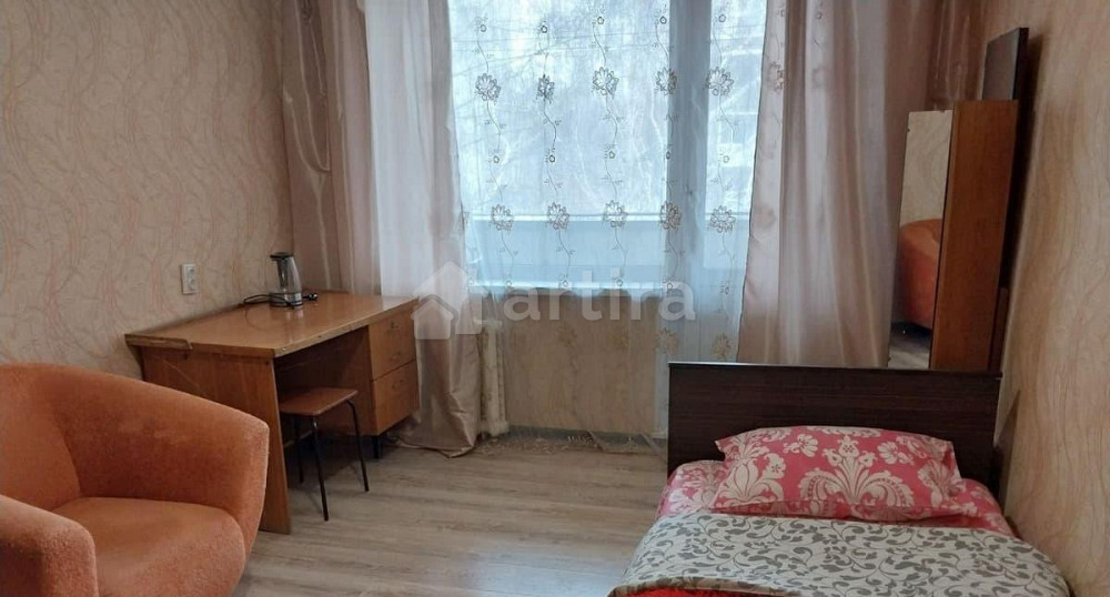 Комната, 14 м2, 4/9 эт. Екатеринбург - изображение 1