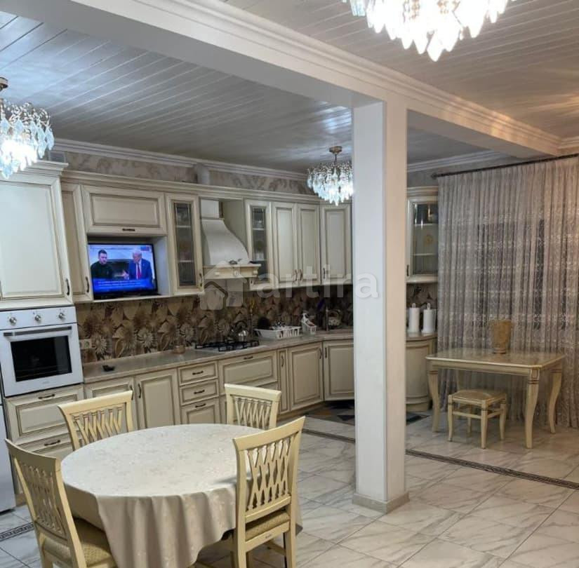 Дом, 290 м2, 17 соток, 3 эт. Москва - изображение 3