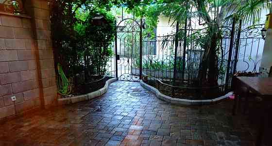 Дом, 110 м2, 1 сотка, 2 эт. Ялта