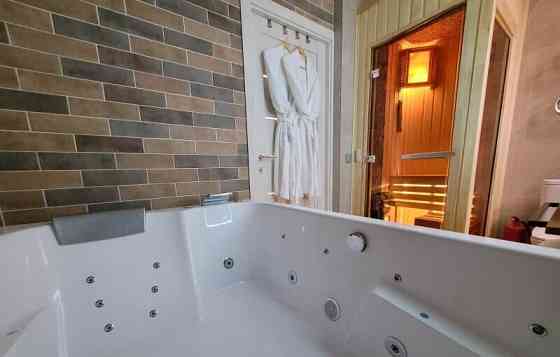 Студия, 40 м2, 2/17 эт. Красноярск