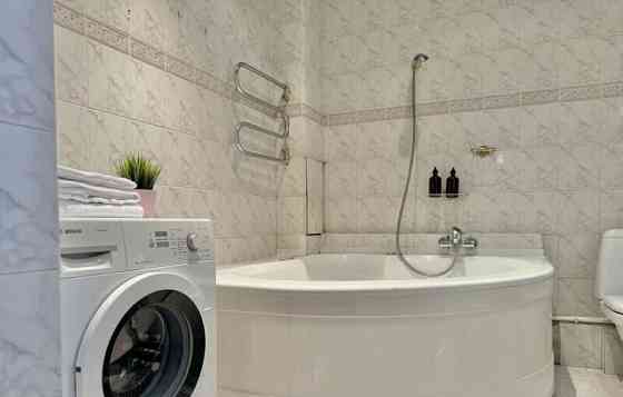 2-комн. квартира, 66 м2, 2/5 эт. Москва