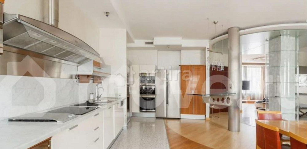 6-комн. квартира, 246 м2, 4/4 эт. Москва - изображение 2