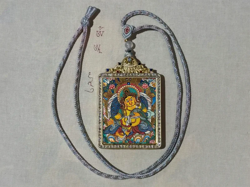 Thangka pendant Dzambala, 4×5 cm. - фото 3