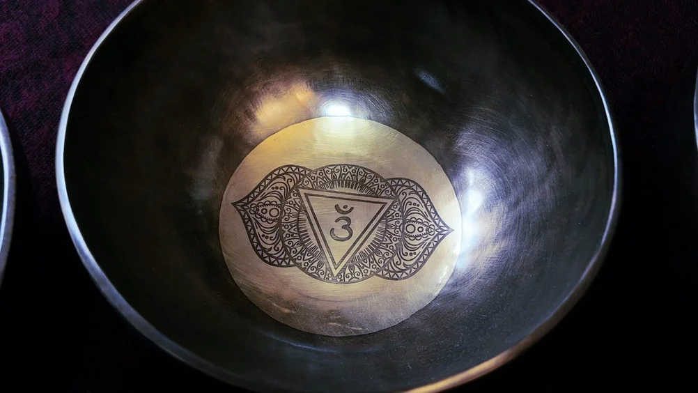 Набор 7 поющих чаш Healingbowl® Чакра Энерджи® Premium 21,5 - 28,7 см - фото 8