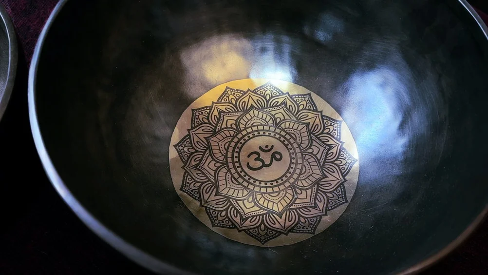 Набор 7 поющих чаш Healingbowl® Чакра Энерджи® Premium 21,5 - 28,7 см - фото 9