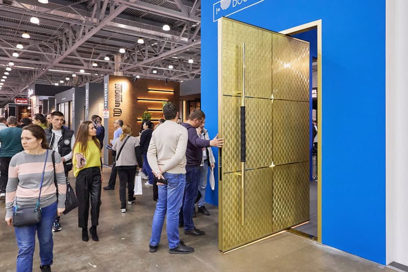 Russian Doors Market