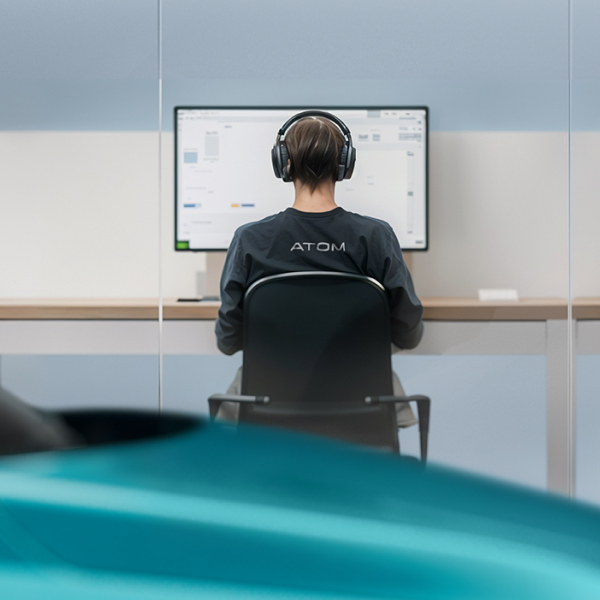 Электромобиль Атом