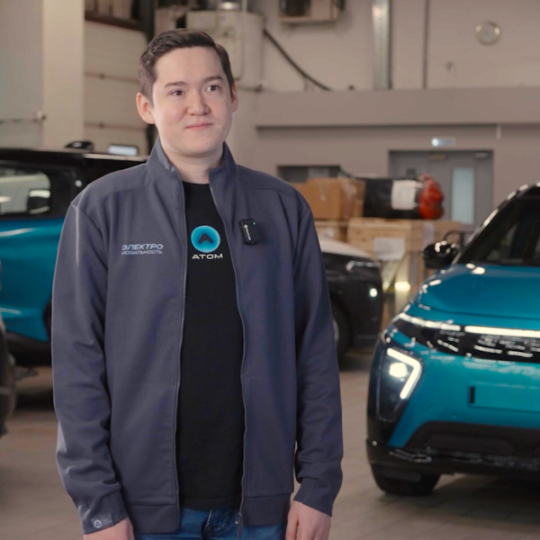Электромобиль Атом