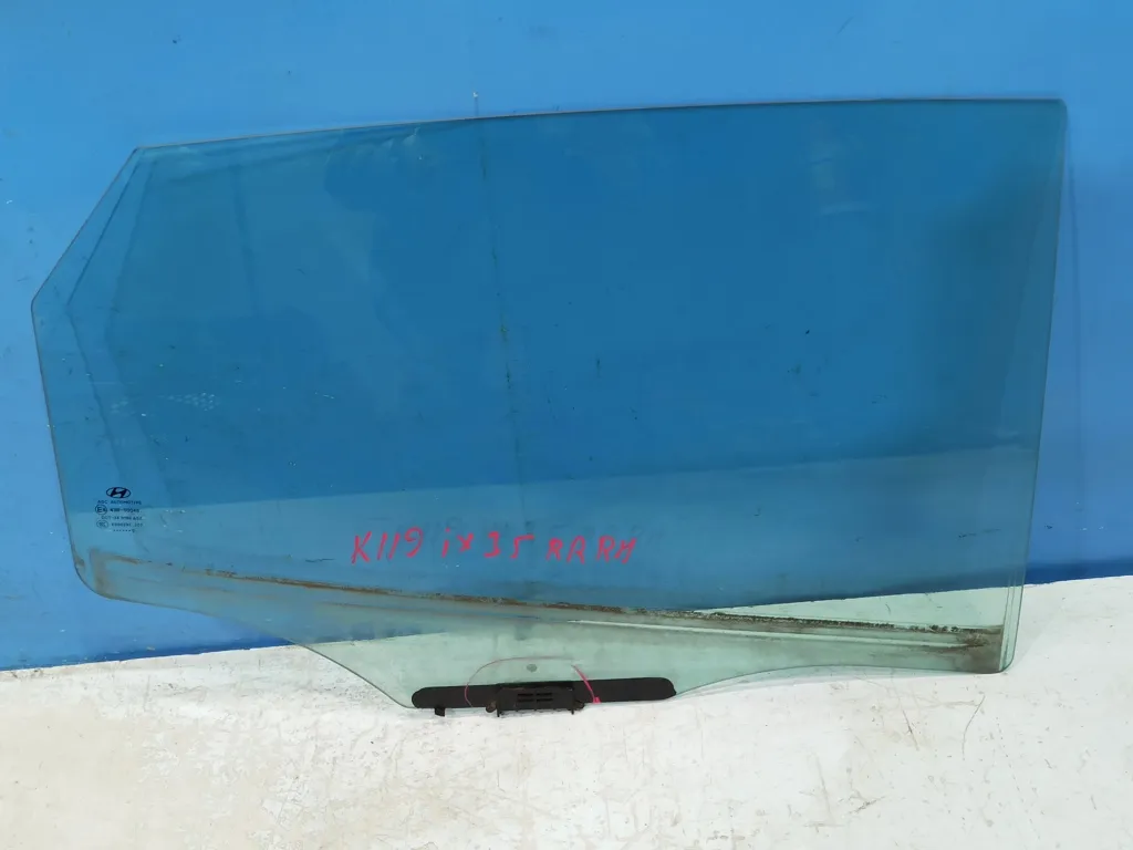 Стекло двери задней правой Hyundai IX35 1 2010-2013