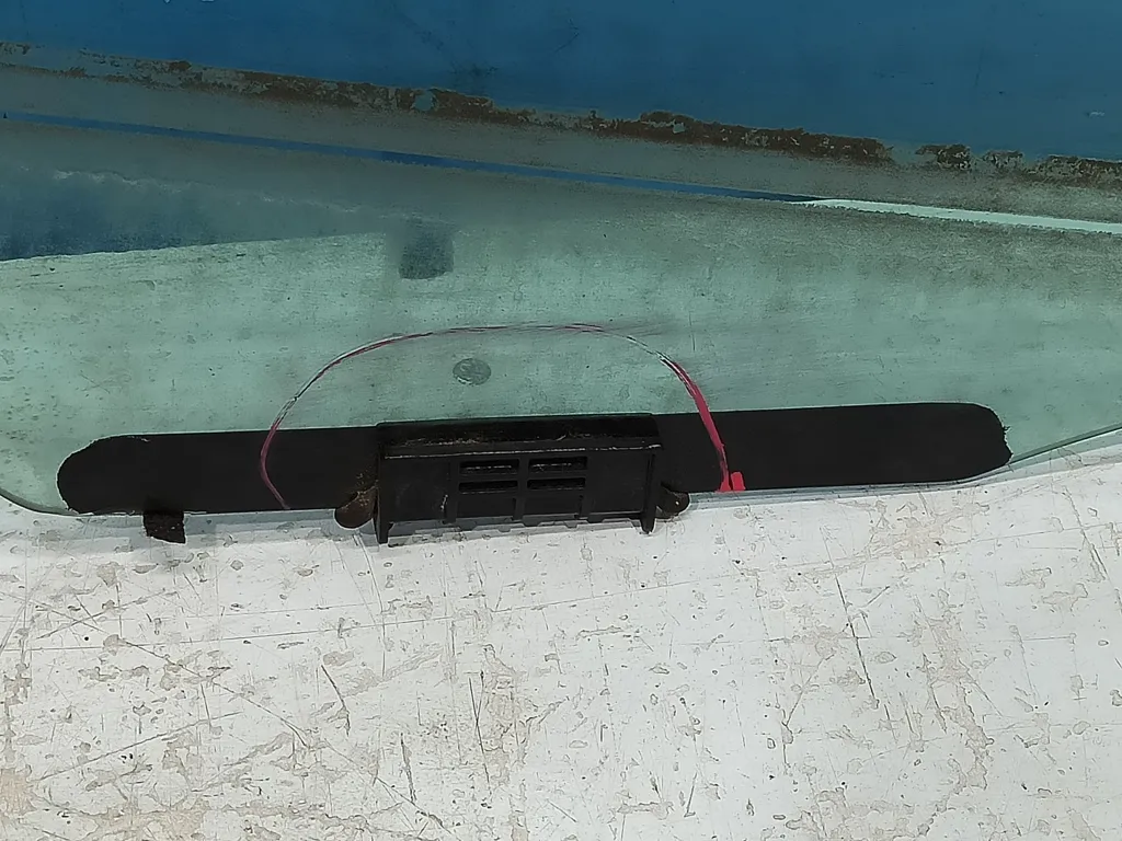 Стекло двери задней правой Hyundai IX35 1 2010-2013