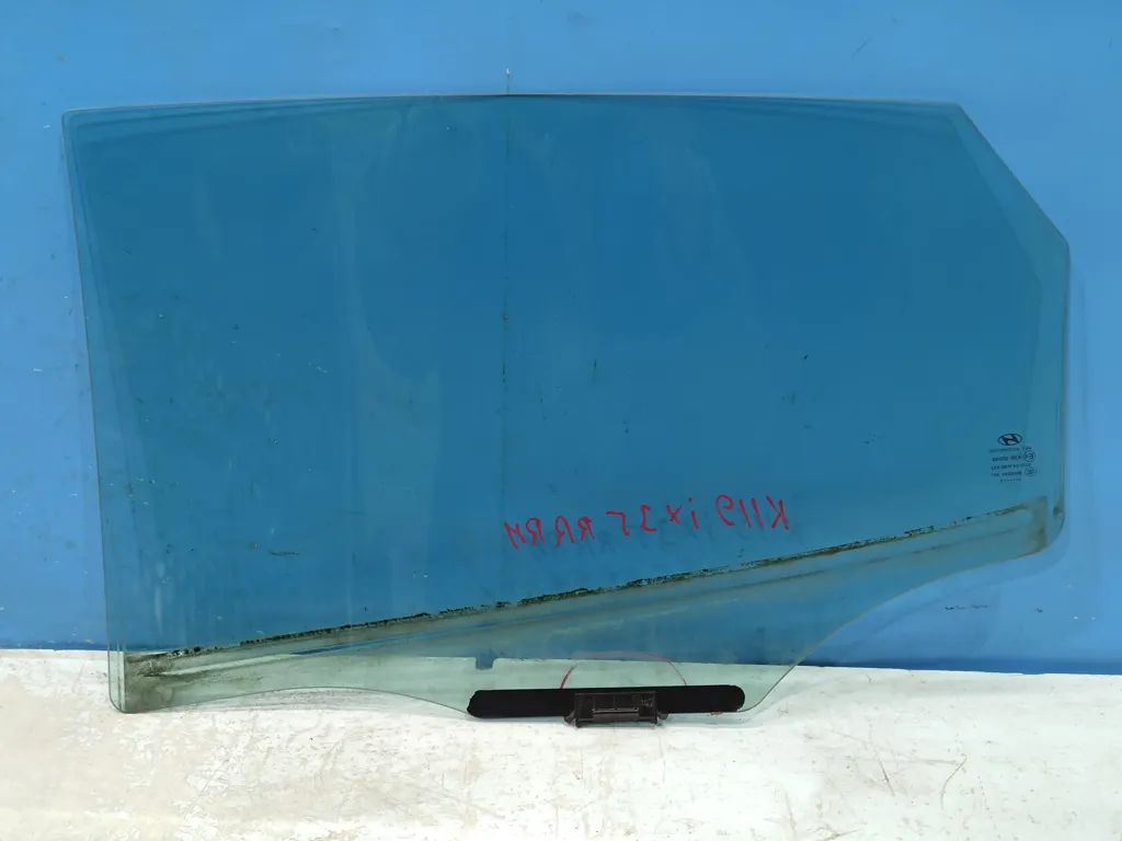 Стекло двери задней правой Hyundai IX35 1 2010-2013