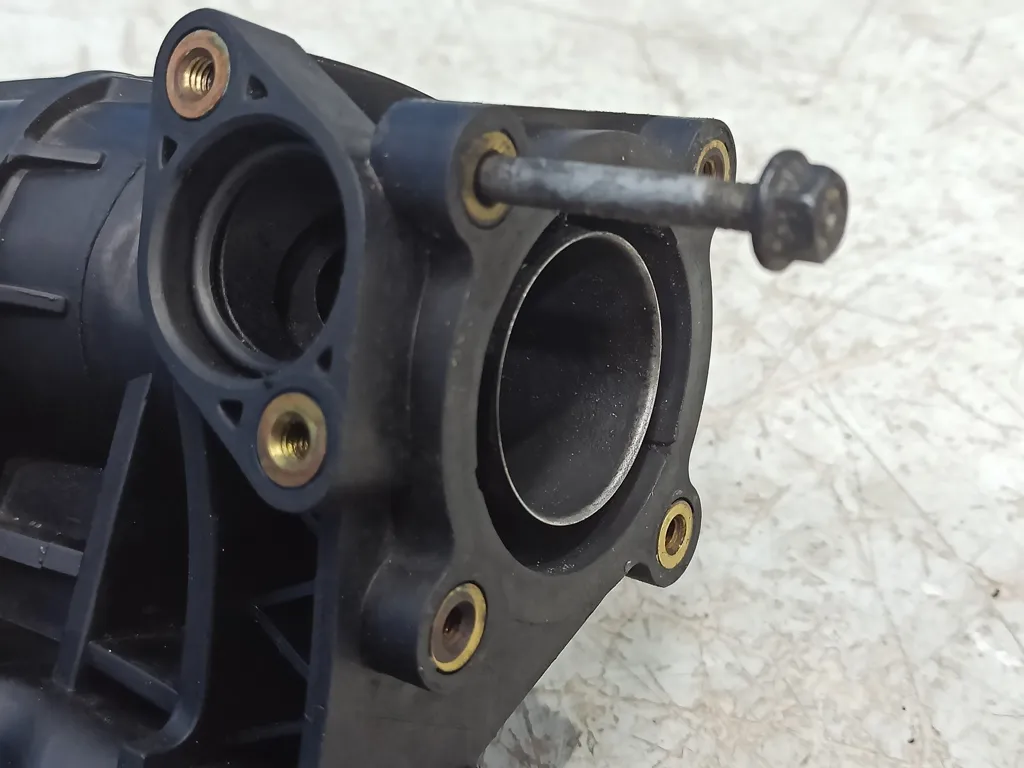 Коллектор впускной Kia Sportage 3 2010-2014