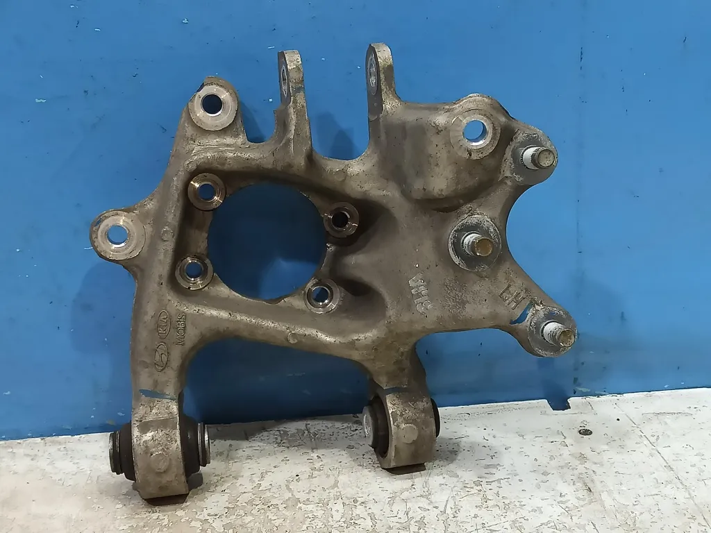 Кулак задний левый Kia Optima 4 JF 2018-2020