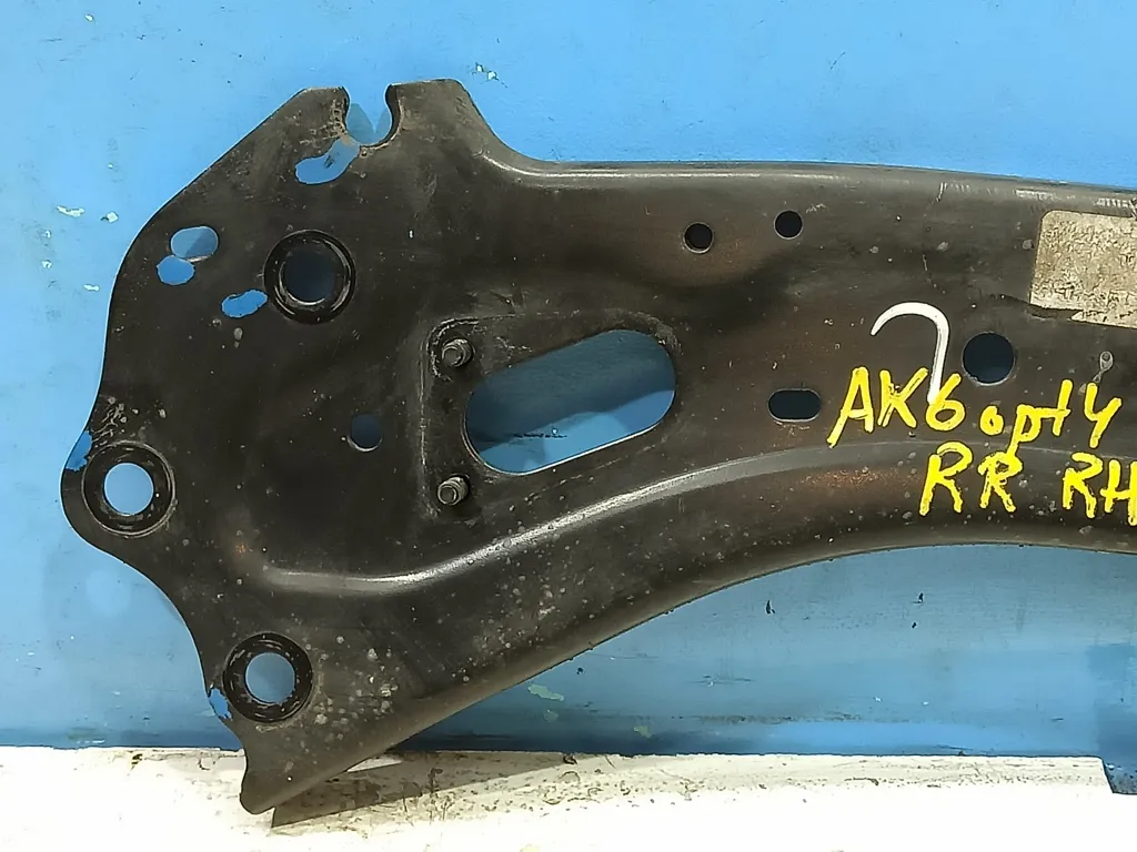 Рычаг задний продольный правый Kia Optima 4 JF 2018-2020