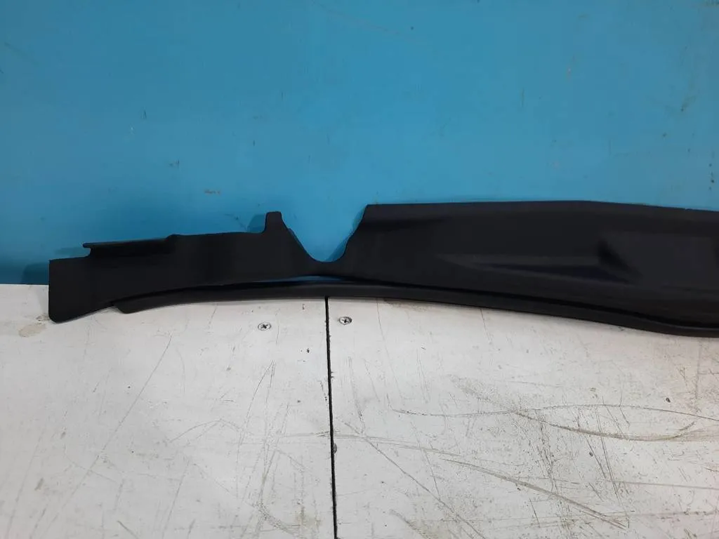 Пыльник крыла правый Lexus IS 3 2016- 2020