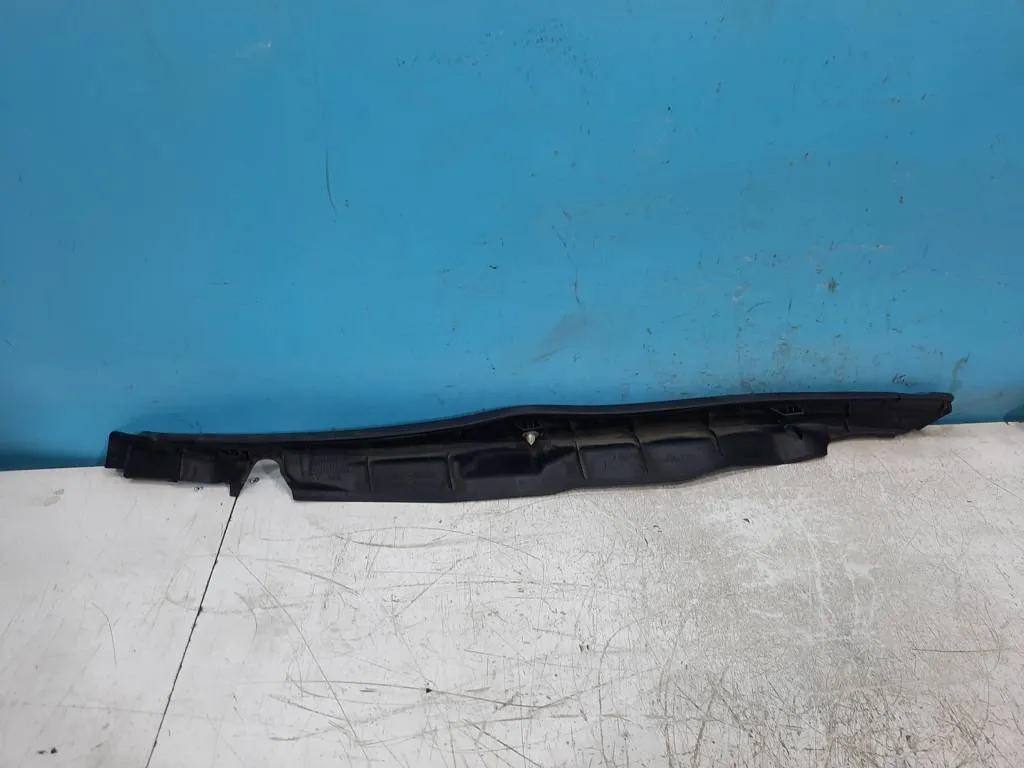 Пыльник крыла правый Lexus IS 3 2016- 2020