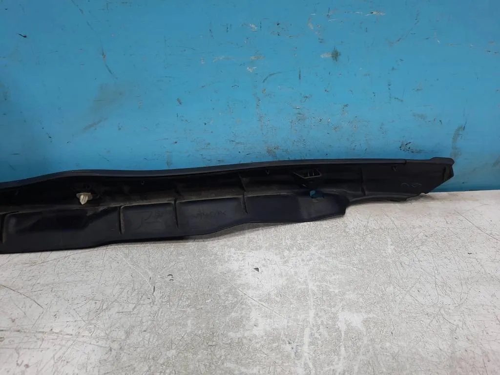 Пыльник крыла правый Lexus IS 3 2016- 2020